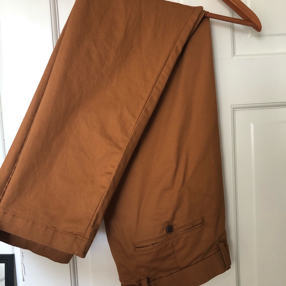 Gap, slim fit stretch chinos. 32x30.